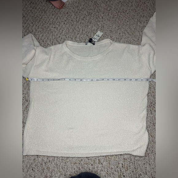 Express Cream Crew Neck Sweater with Long Sleeves size XS - Picture 8 of 9